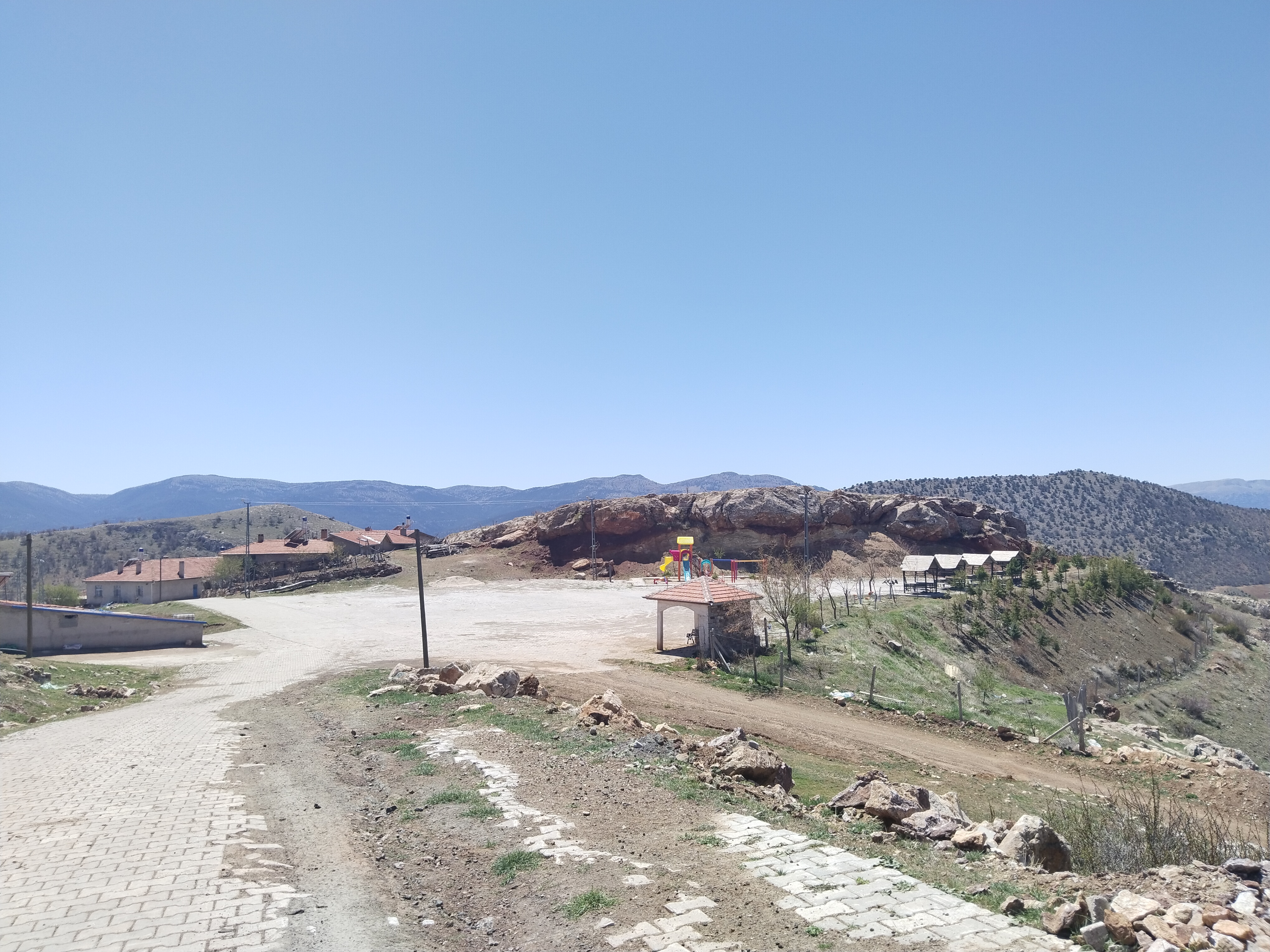 KONYA HADİM YUKARIEŞENLER KÖYÜ'NDE 653 M² TARLAMIZ SATILIKTIR - KONYA HADİM fotoğraf 6